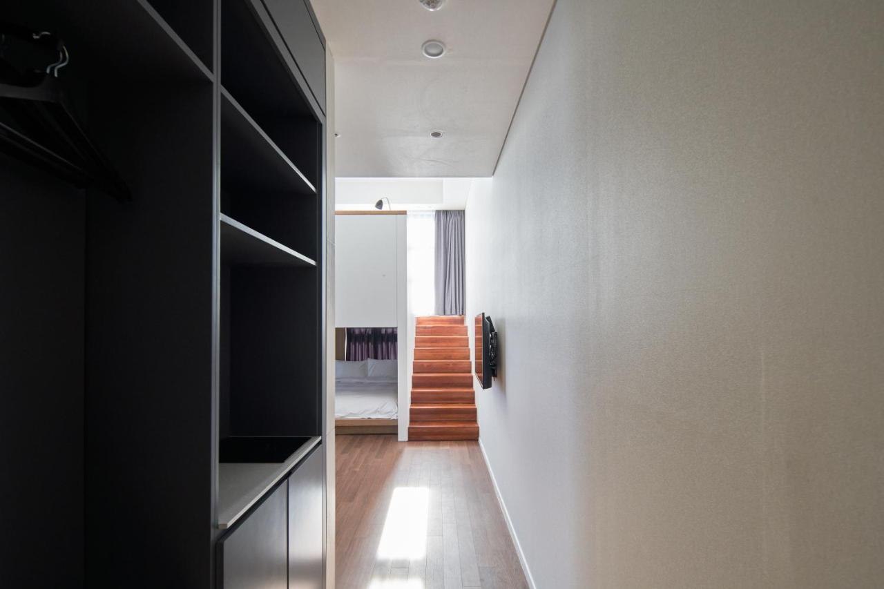 Space And Mood Busan Bagian luar foto
