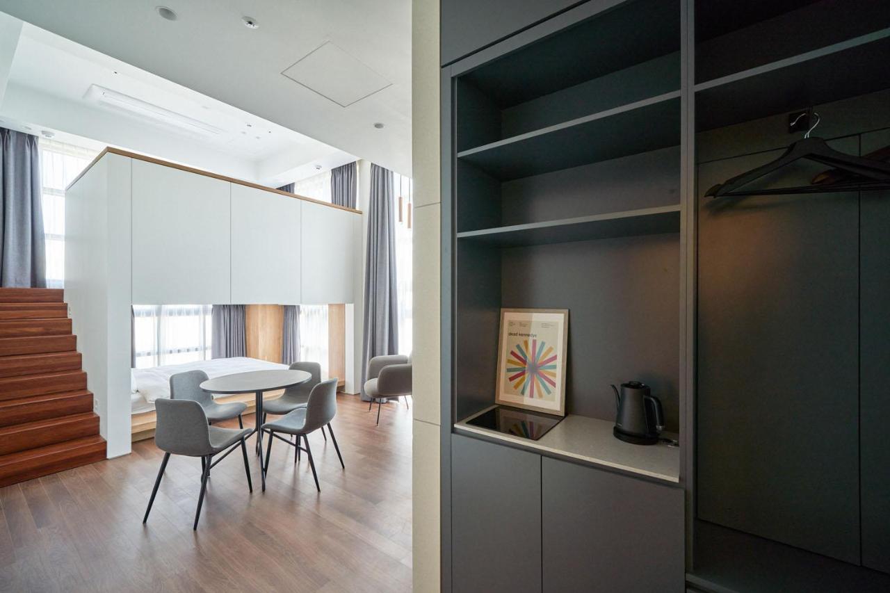 Space And Mood Busan Bagian luar foto