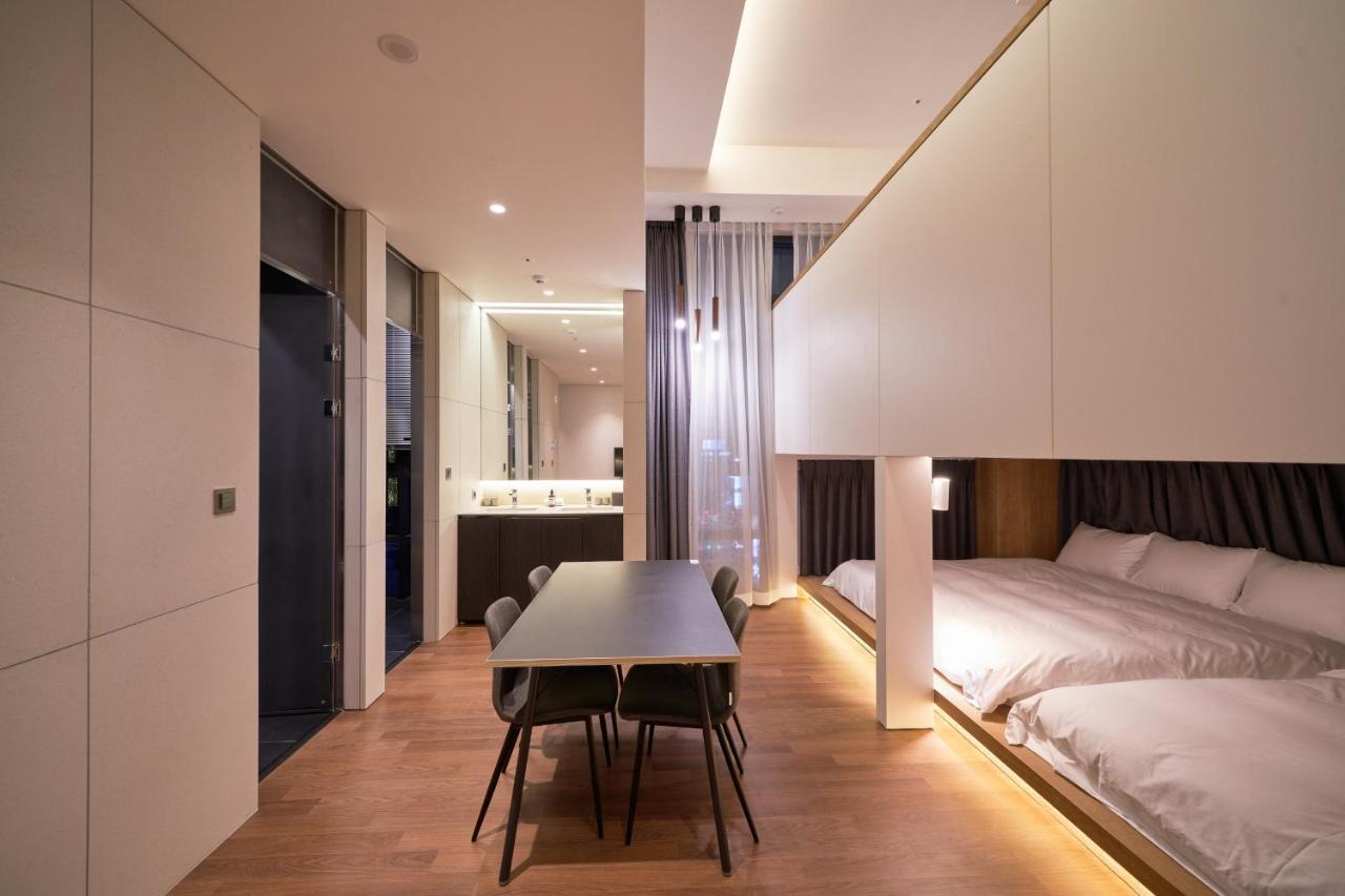 Space And Mood Busan Bagian luar foto